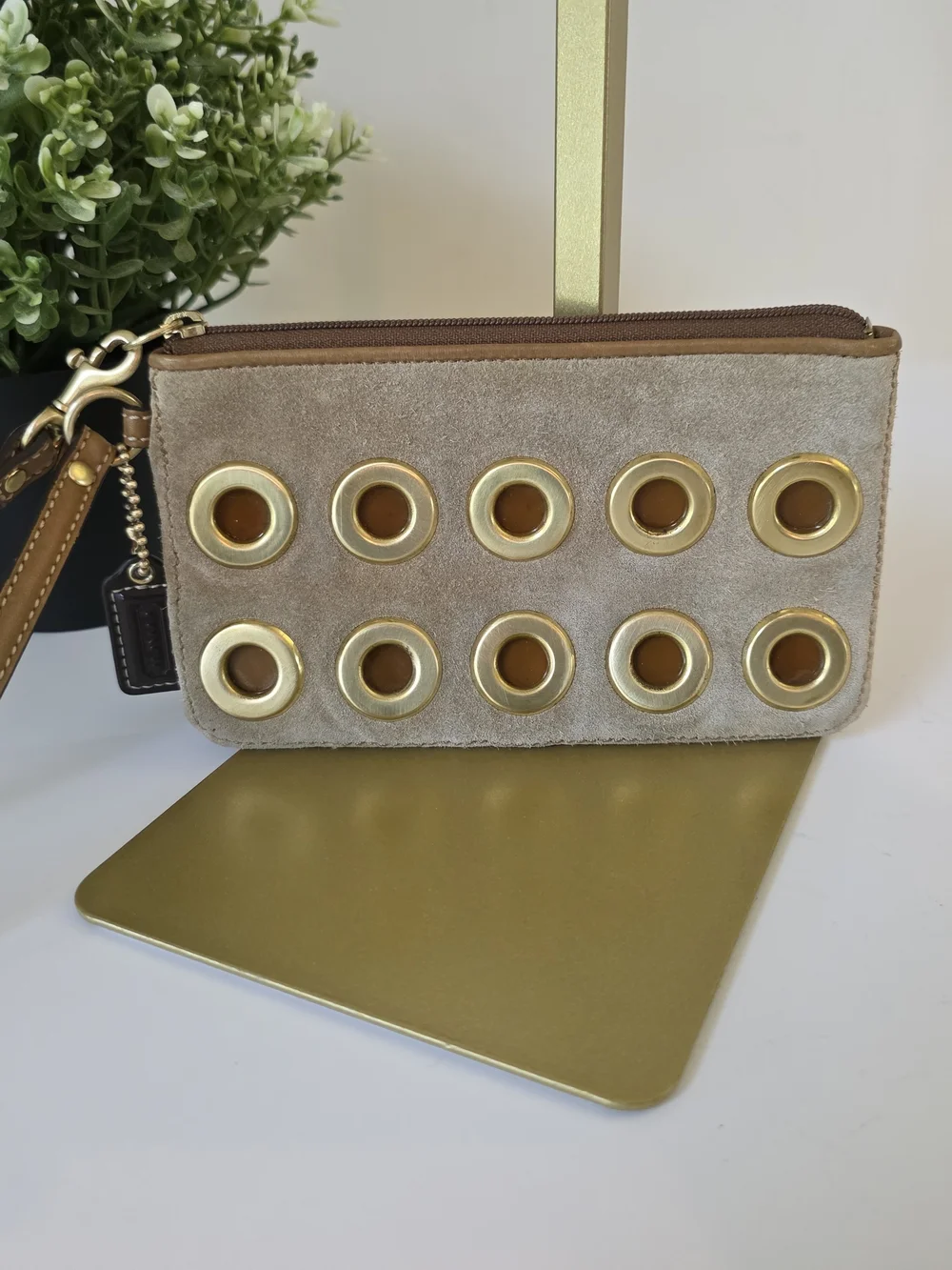 Coach Camel Suede Eyelet Wristlet Gold Grommet Zip Pouch Y2k Clutch